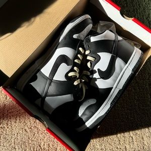Nike Dunk High Black and White Pandas 2022 7.5Mens/9Womens